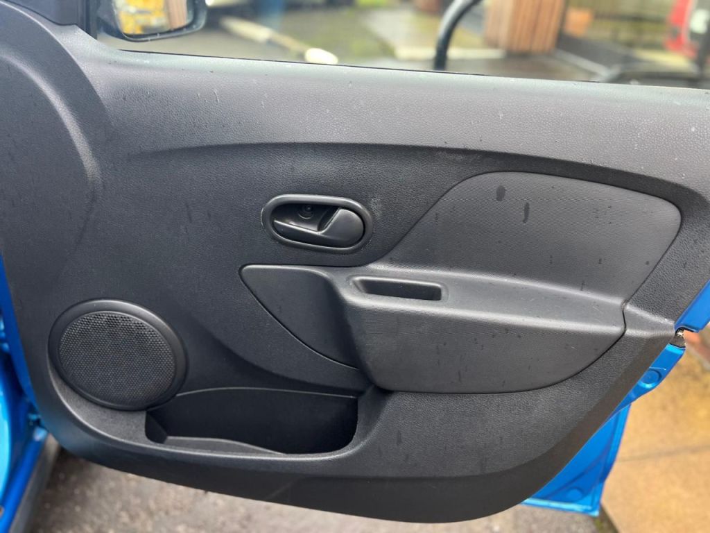 Used Dacia Sandero Stepway 2015 for sale - 77136018: Photo 22