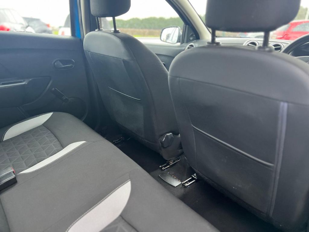 Used Dacia Sandero Stepway 2015 for sale - 77136018: Photo 23