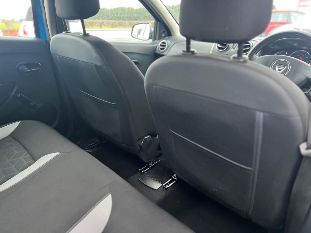 Used Dacia Sandero Stepway 2015 for sale - 77136018: Photo 26