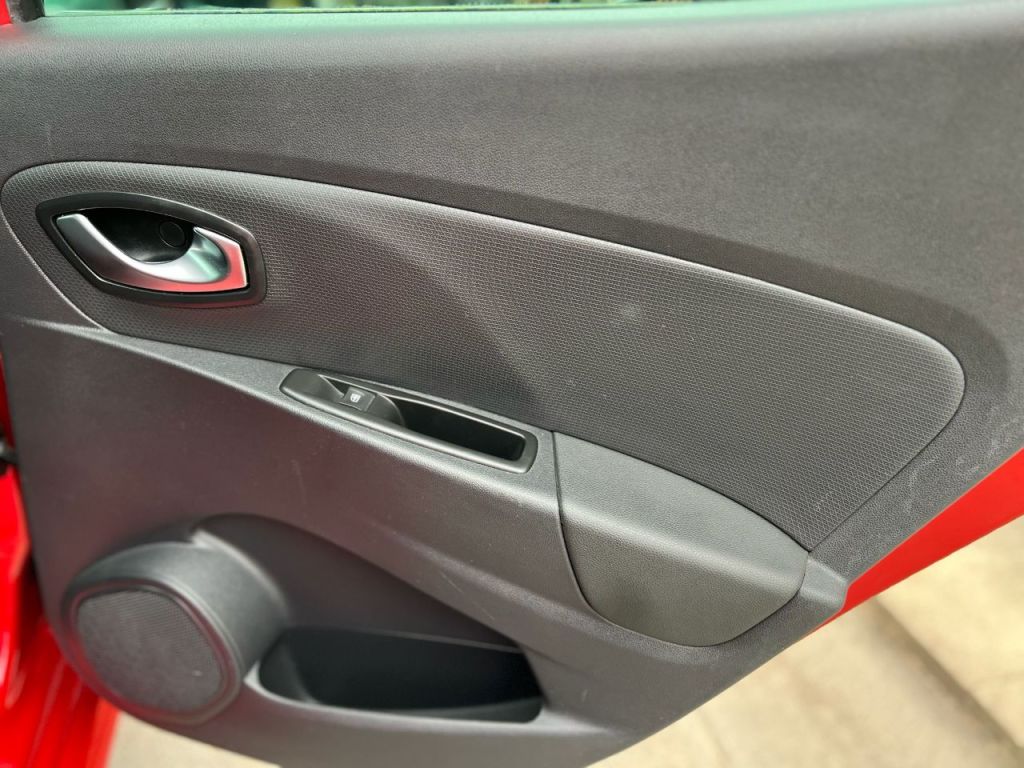 Used Renault Clio 2019 for sale - 77990214: Photo 15