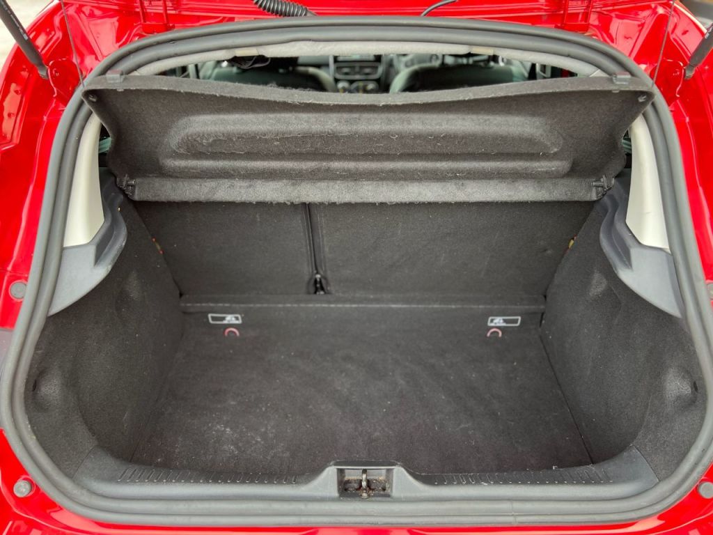 Used Renault Clio 2019 for sale - 77990214: Photo 18