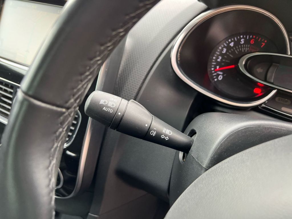 Used Renault Clio 2019 for sale - 77990214: Photo 23