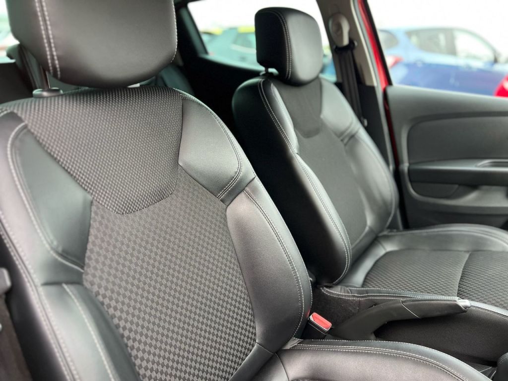 Used Renault Clio 2019 for sale - 77990214: Photo 9