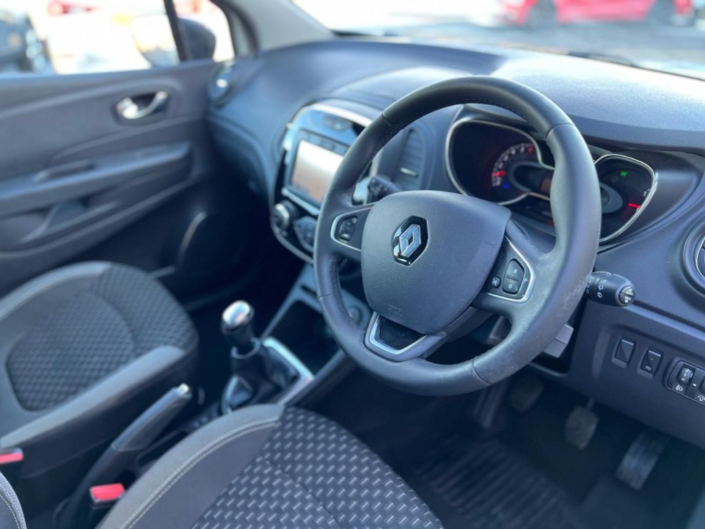 Used Renault Captur 2018 for sale - 76653915: Photo 21