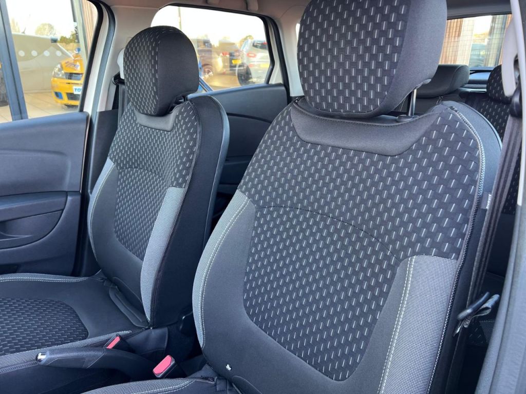 Used Renault Captur 2018 for sale - 76653915: Photo 35