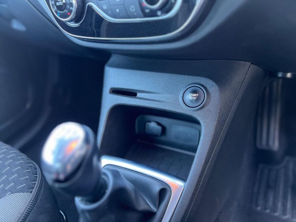 Used Renault Captur 2018 for sale - 76653915: Photo 43