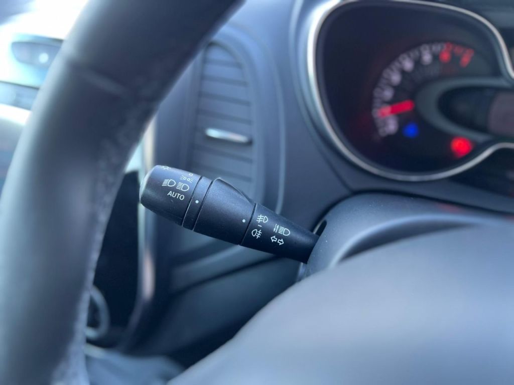 Used Renault Captur 2018 for sale - 76653915: Photo 7