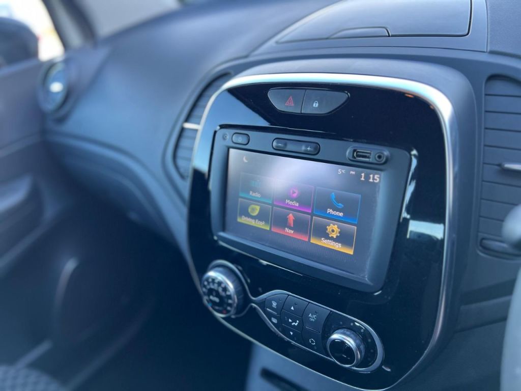 Used Renault Captur 2018 for sale - 76653915: Photo 8