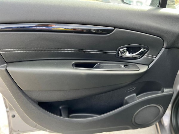 Used Renault Scenic 2014 for sale - 76222968: Photo 21