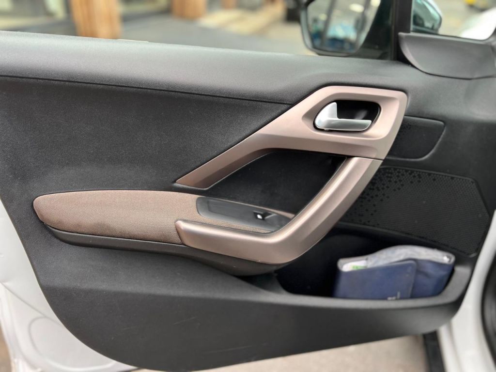 Used Peugeot 2008 2014 for sale - 77301532: Photo 23