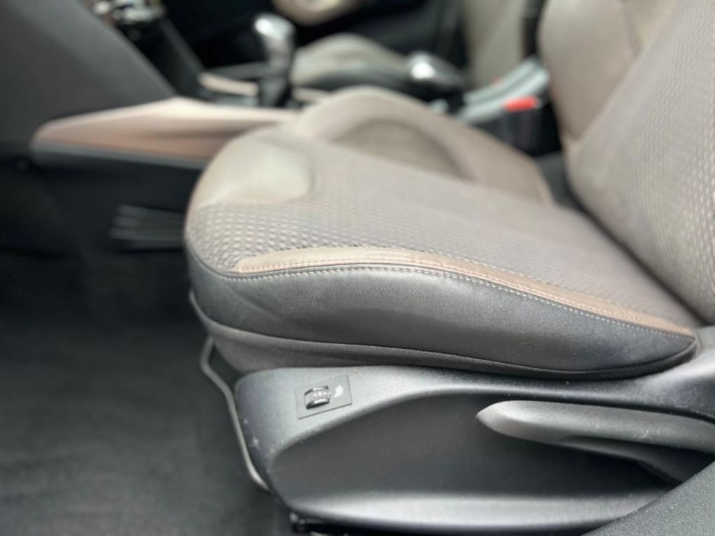 Used Peugeot 2008 2014 for sale - 77301532: Photo 24