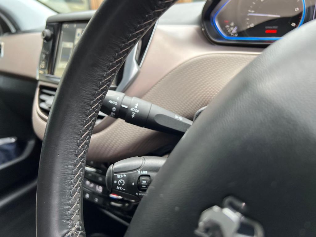 Used Peugeot 2008 2014 for sale - 77301532: Photo 30