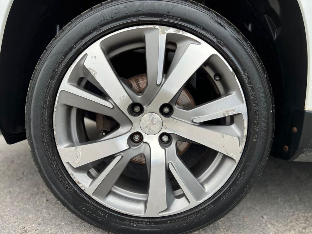 Used Peugeot 2008 2014 for sale - 77301532: Photo 34