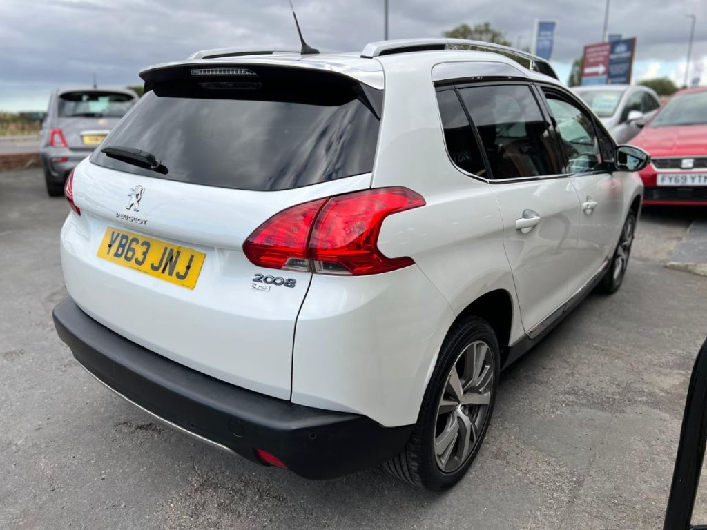 Used Peugeot 2008 2014 for sale - 77301532: Photo 5