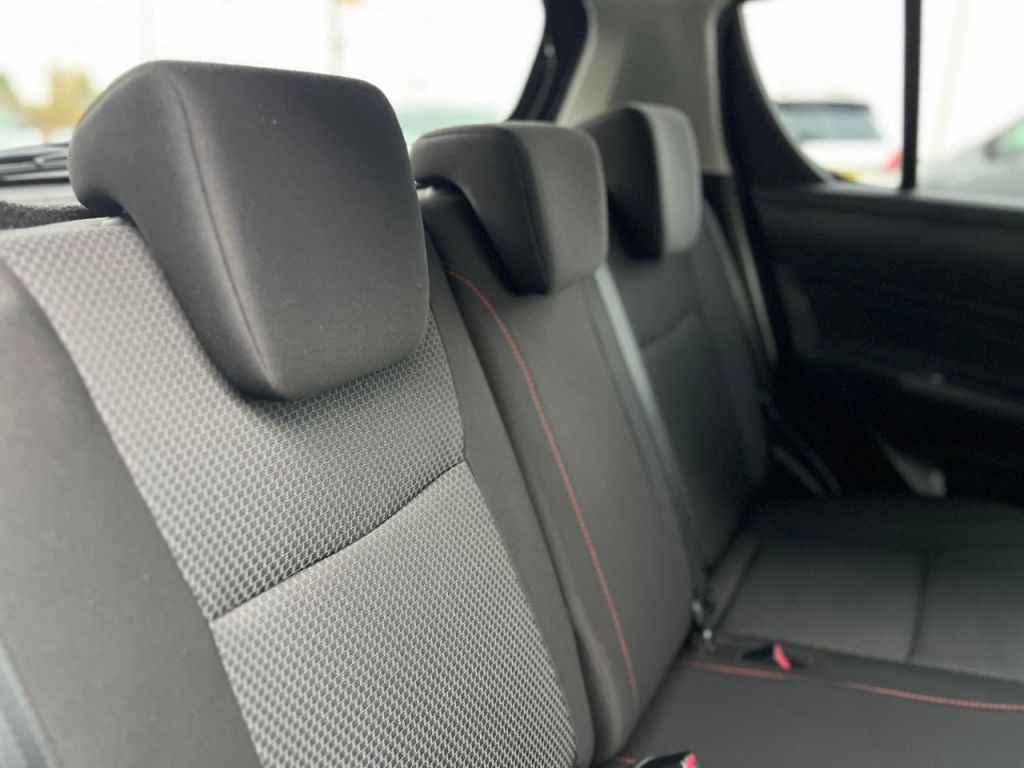 Used Suzuki Swift 2014 for sale - 76405758: Photo 11