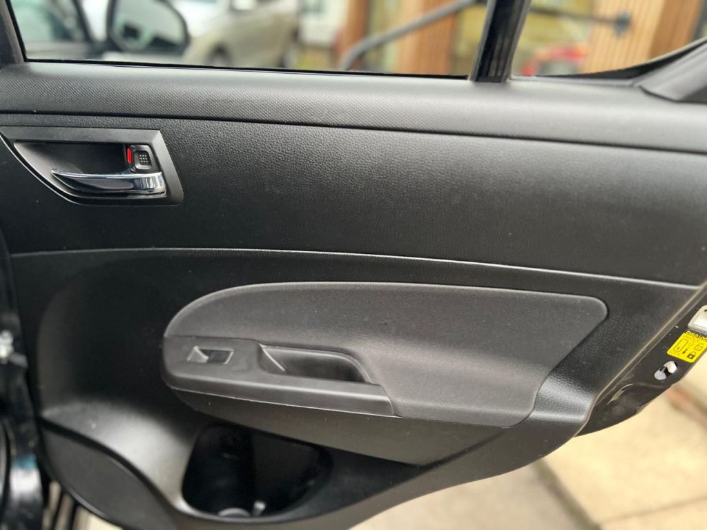 Used Suzuki Swift 2014 for sale - 76405758: Photo 12