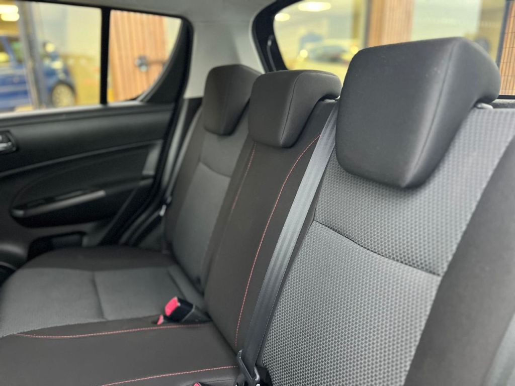 Used Suzuki Swift 2014 for sale - 76405758: Photo 15