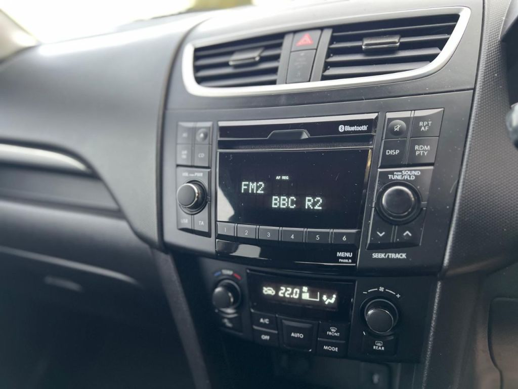 Used Suzuki Swift 2014 for sale - 76405758: Photo 19