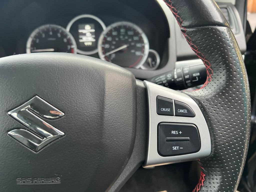 Used Suzuki Swift 2014 for sale - 76405758: Photo 21