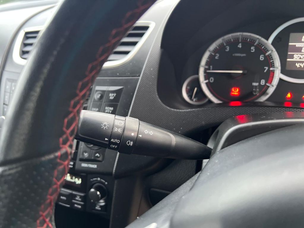 Used Suzuki Swift 2014 for sale - 76405758: Photo 23