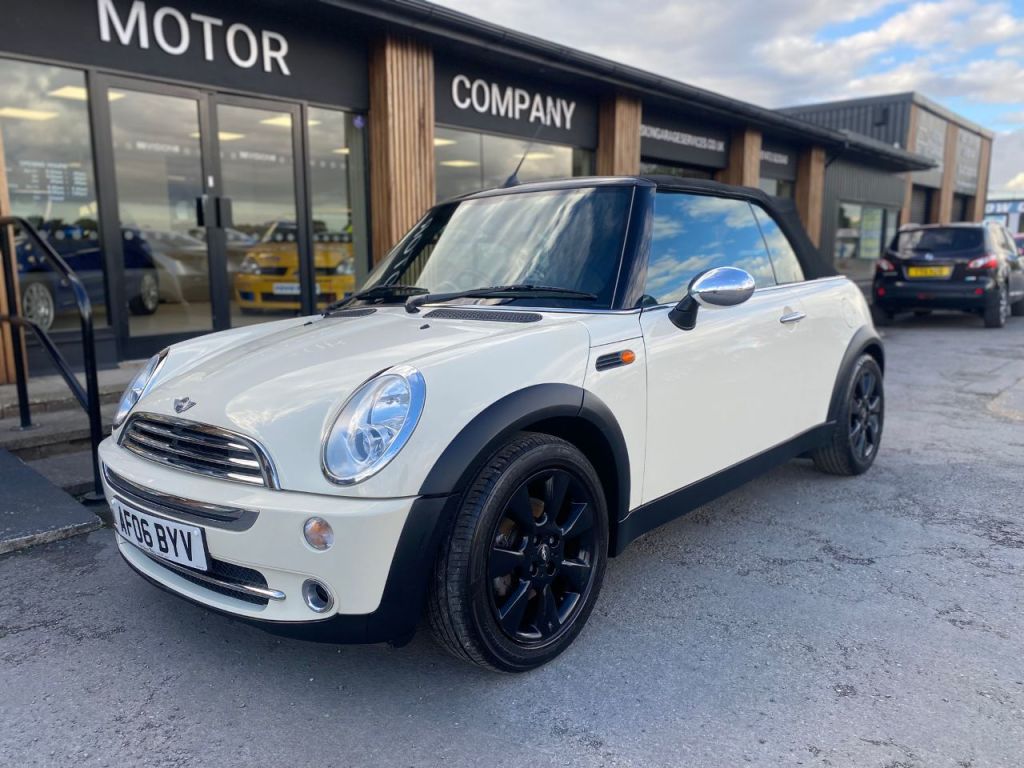 Used MINI Convertible 2006 for sale - 76405787: Photo 20