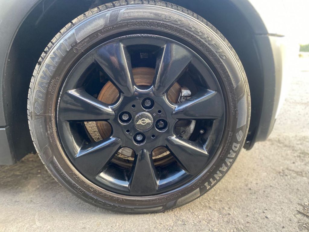 Used MINI Convertible 2006 for sale - 76405787: Photo 24