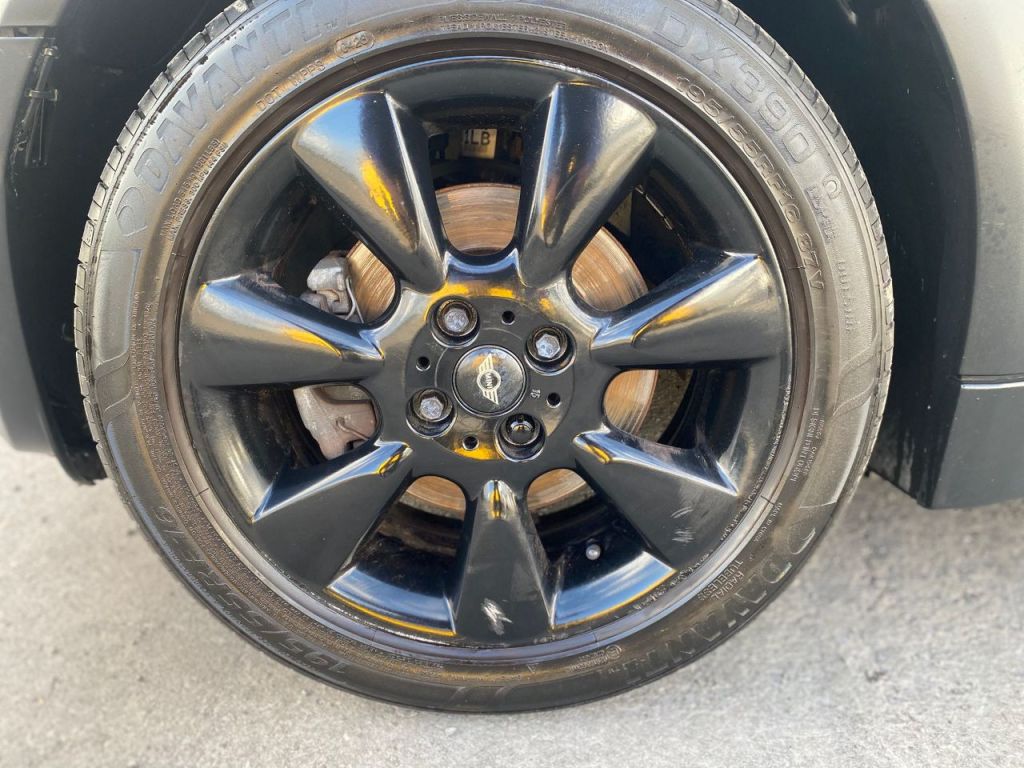 Used MINI Convertible 2006 for sale - 76405787: Photo 27