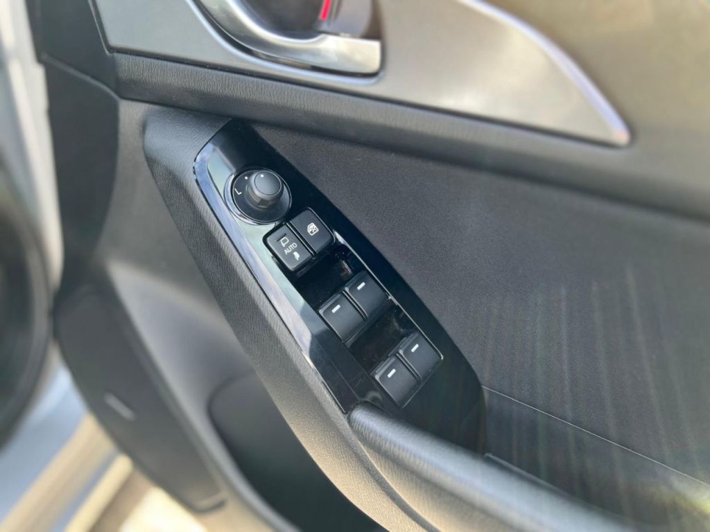 Used Mazda Mazda3 2017 for sale - 76080050: Photo 13