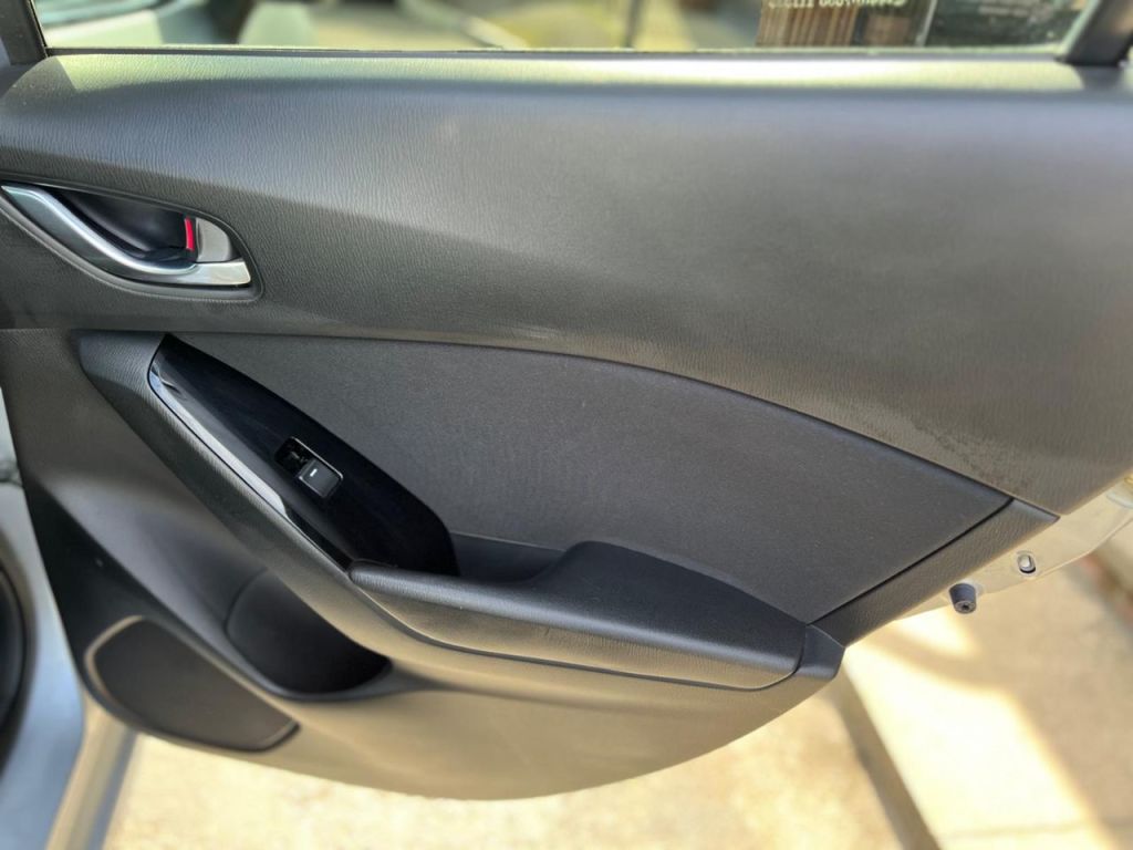 Used Mazda Mazda3 2017 for sale - 76080050: Photo 16