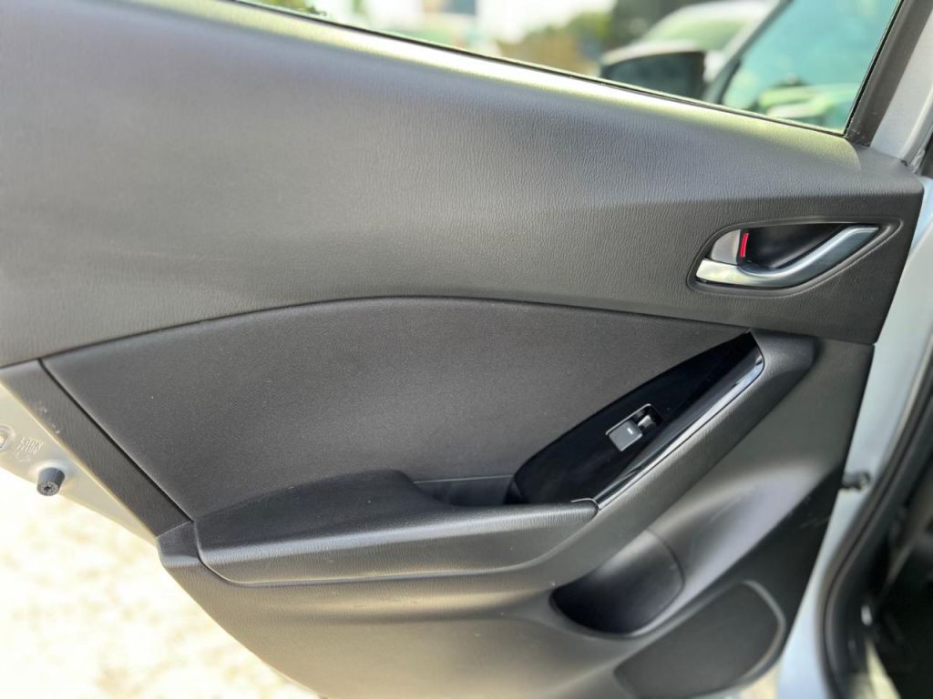 Used Mazda Mazda3 2017 for sale - 76080050: Photo 22