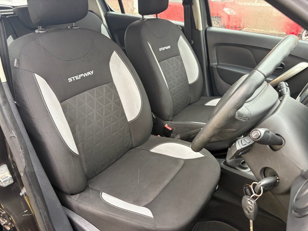 Used Dacia Sandero Stepway 2016 for sale - 77681153: Photo 11