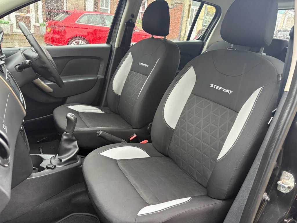Used Dacia Sandero Stepway 2016 for sale - 77681153: Photo 13