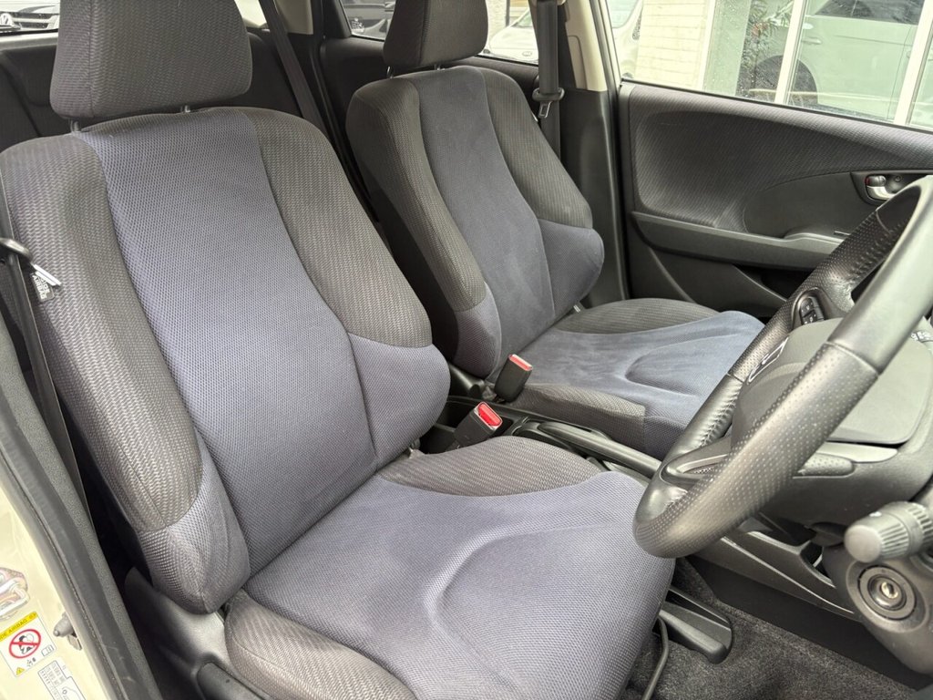 Used Honda Jazz 2015 for sale - 76256251: Photo 11