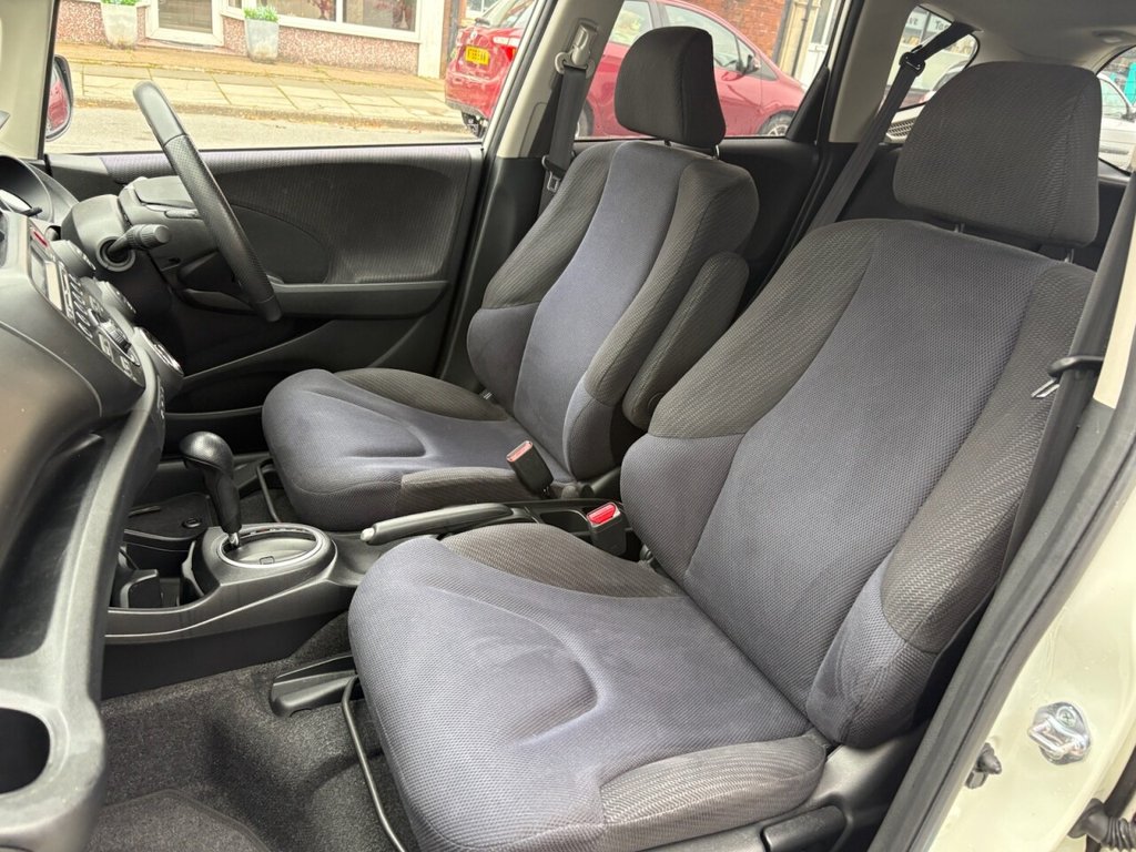 Used Honda Jazz 2015 for sale - 76256251: Photo 13