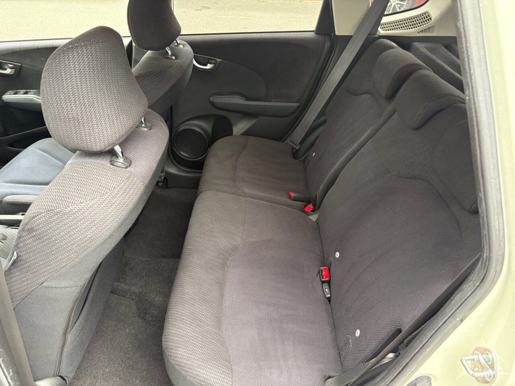 Used Honda Jazz 2015 for sale - 76256251: Photo 14