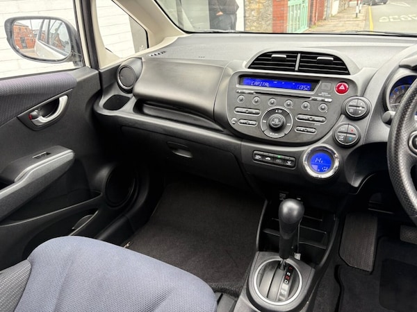 Used Honda Jazz 2015 for sale - 76256251: Photo 17