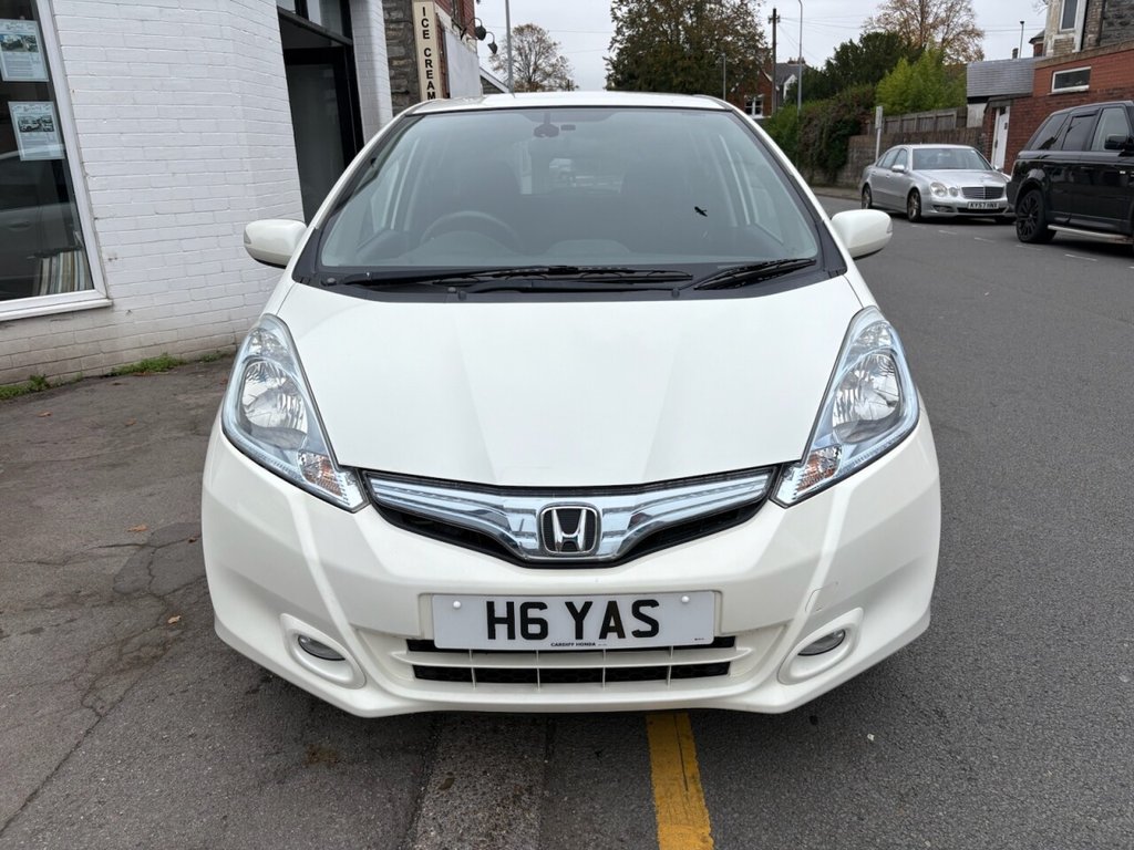 Used Honda Jazz 2015 for sale - 76256251: Photo 3