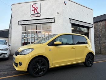 2017 (17) - 1.0 MPI Colour Edition 5dr