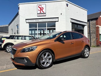 Used Volvo V40 2013 for sale - 78749055: Photo