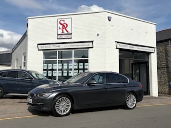 2015 (15) - 2.0 320d Luxury Saloon 4dr Diesel Manual Euro 5 (s/s) (184 ps)