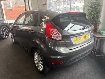 Used Ford Fiesta 2017 for sale - 78458302: Photo