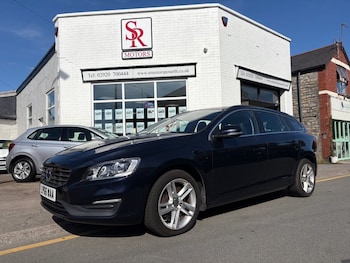 Used Volvo V60 2017 for sale - 79481733: Photo