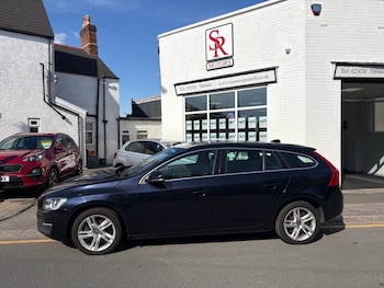 Used Volvo V60 2017 for sale - 79481733: Photo