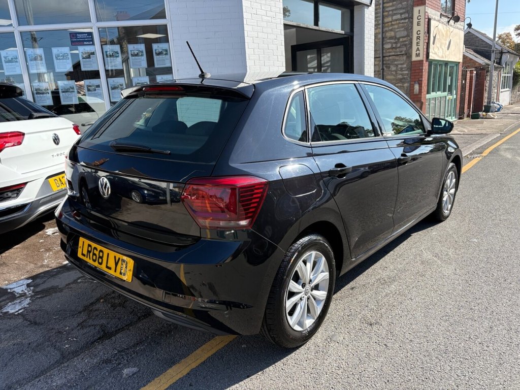 Used Volkswagen Polo 2018 for sale - 76202749: Photo 8