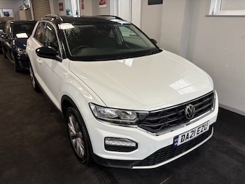 Used Volkswagen T-Roc 2021 for sale - 76018906: Photo