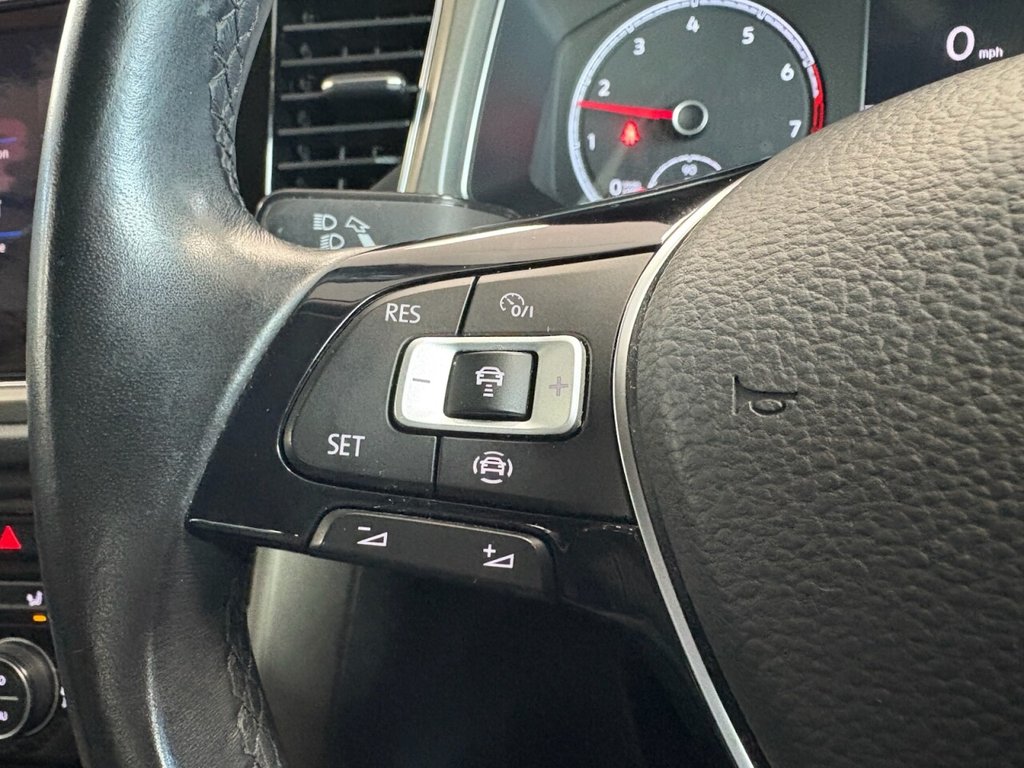 Used Volkswagen T-Roc 2021 for sale - 76018906: Photo 25