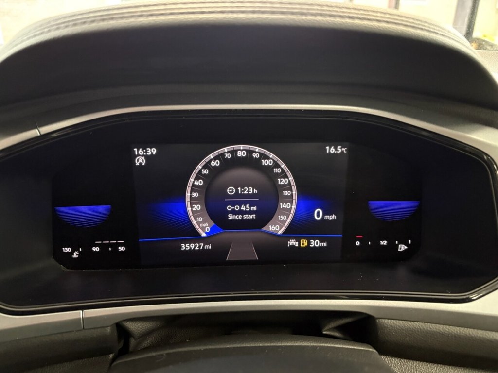 Used Volkswagen T-Roc 2022 for sale - 76111976: Photo 21
