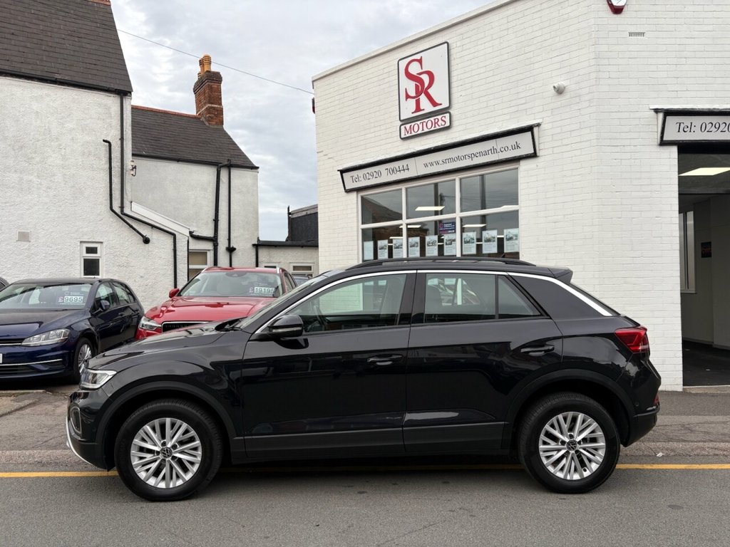 Used Volkswagen T-Roc 2022 for sale - 76111976: Photo 5