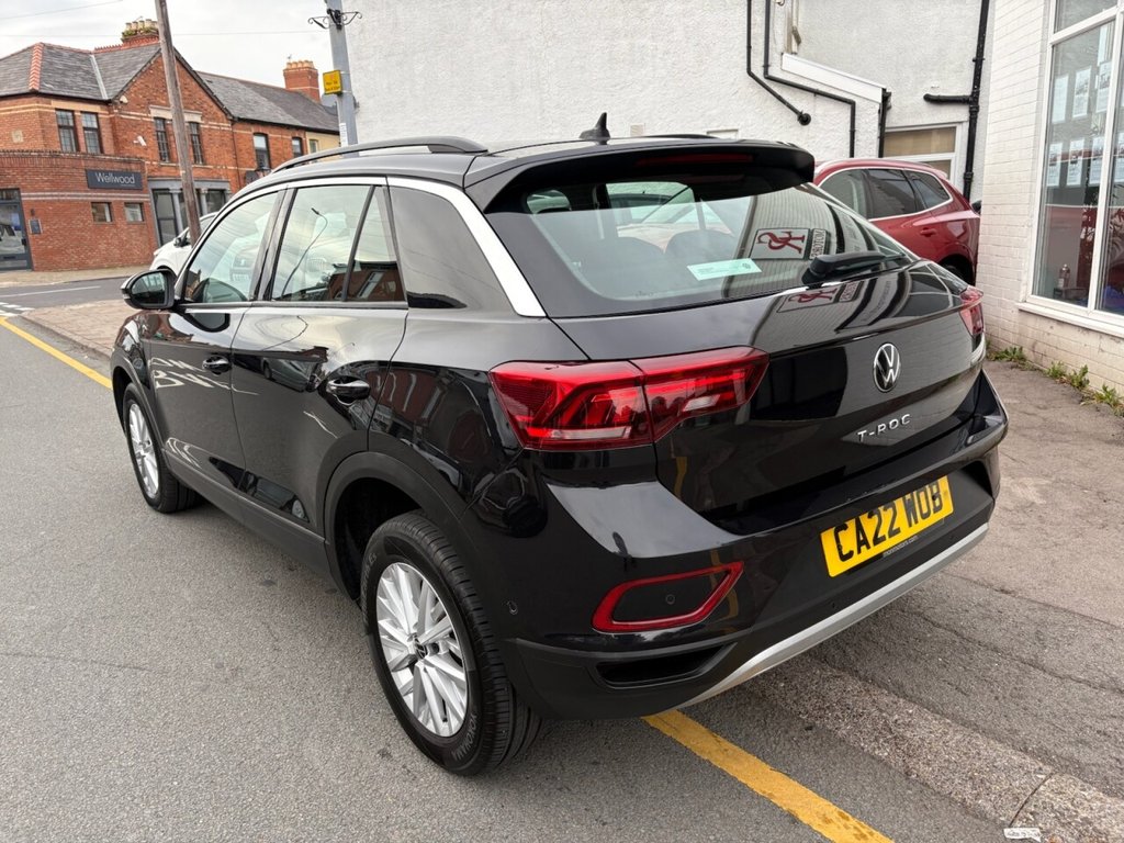 Used Volkswagen T-Roc 2022 for sale - 76111976: Photo 6
