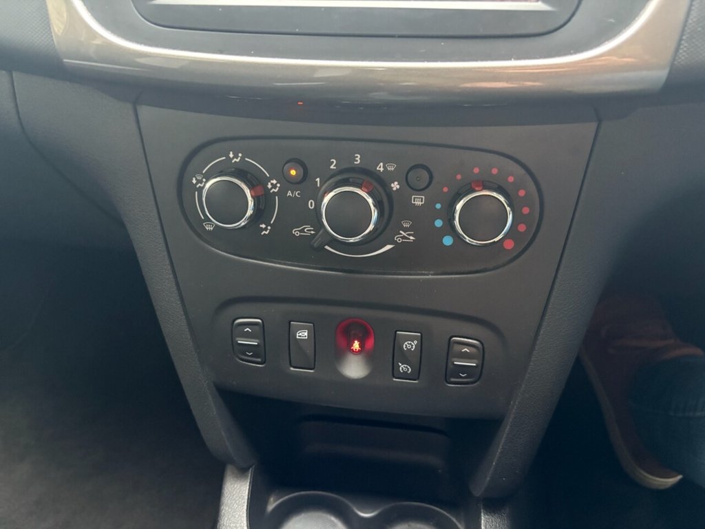 Used Dacia Sandero Stepway 2016 for sale - 77976518: Photo 24